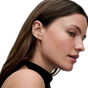 Orecchini Pendenti Linea Sinuosa Pandora Essence »