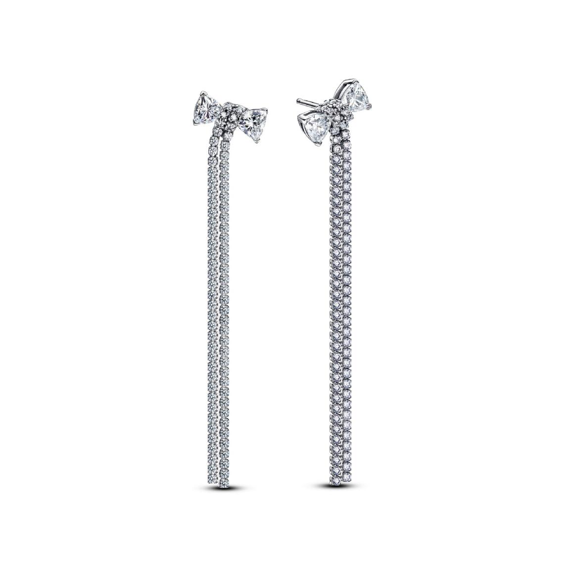 293544c01_3633116_1140x1140 Orecchini Pendenti Fiocco Luminoso e Pavé a Cascata »
